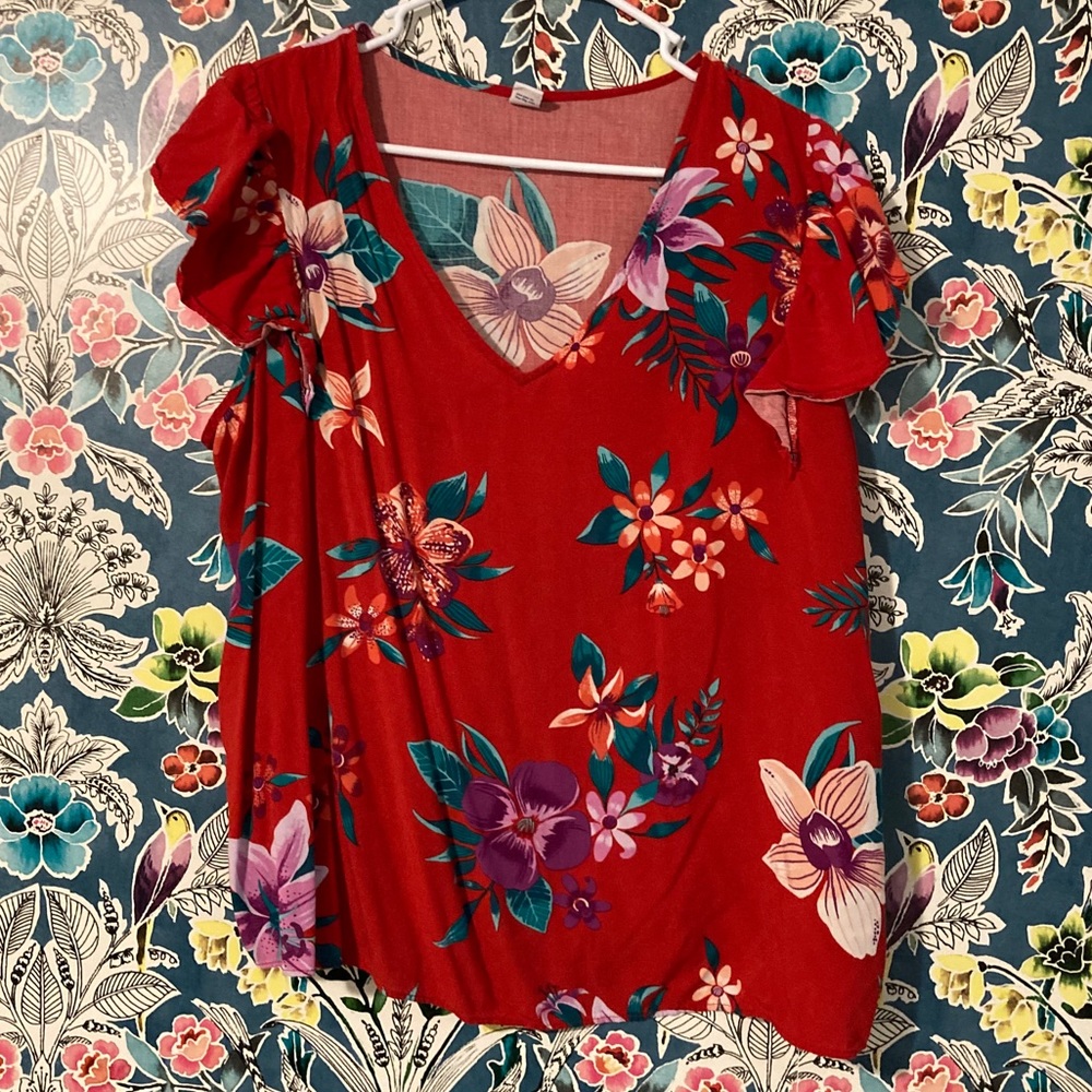 🌟 Tropical Flower Ruffled Sleeve Tee